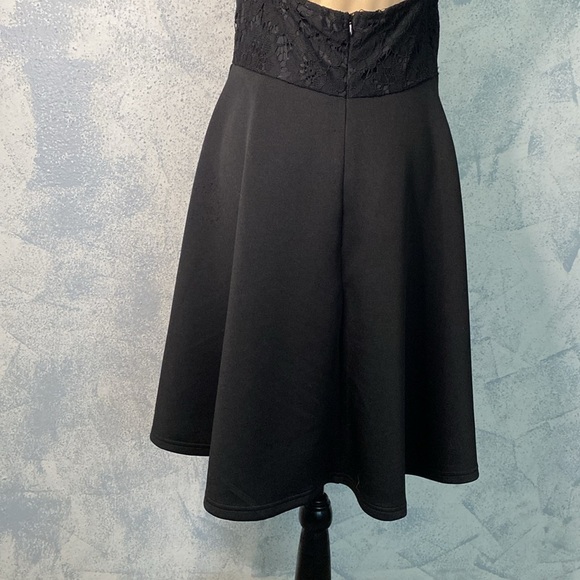 Francescas Black Sleeveless Low Back Lace Midi Dress Size L - Picture 4 of 10